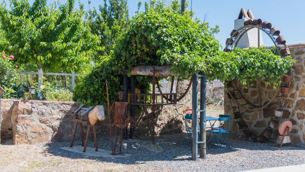 Los Laureles Casa Rural Urda Esterno foto